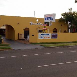 Фотографии мотеля
Bourbong St Motel