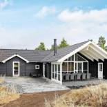 Фотография гостевого дома Holiday home Blåvand IX