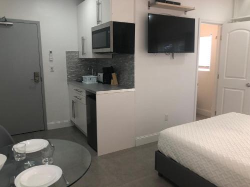 Фотография апарт отеля The West Ave Studios