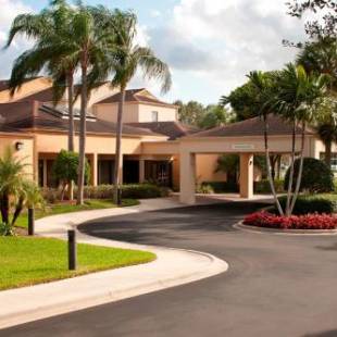 Фотографии гостиницы
Courtyard Fort Myers Cape Coral