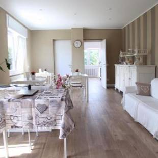 Фотографии мини отеля 
            La Rosa Tra I Laghi B&B