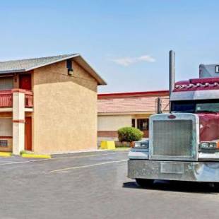 Фотографии гостиницы
OYO Hotel Eloy Casa Grande near I-10