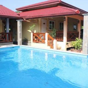 Фотографии гостиницы
Rimlay Park Resort