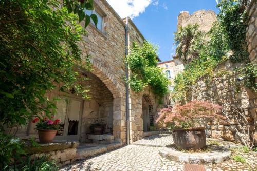 Фотографии мини отеля
La Charmeraie