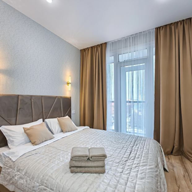 Фотографии квартиры 
            Апартаменты Stepanenkov с угловой гостиной на Комсомольском 6