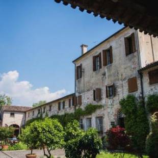 Фотографии апарт отеля
Frassanelle