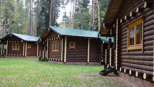 Фотографии базы отдыха
Загородный отель Тихий лес