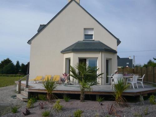 Фотография гостевого дома Maison de 2 chambres a Plurien a 800 m de la plage avec terrasse amenagee