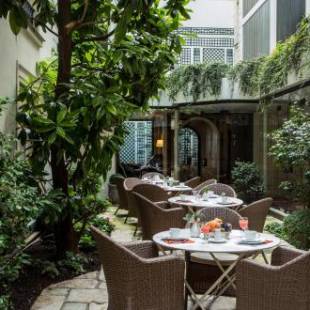 Фотографии гостиницы
Hotel Des Saints Peres - Esprit de France