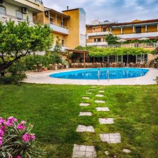 Фотографии гостиницы
Roxani Hotel