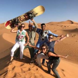 Фотографии кемпинга 
            Sahara Tours luxury camp
