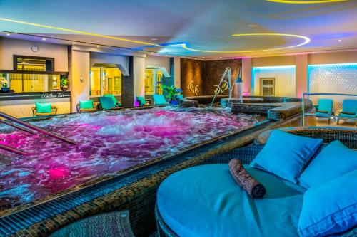 Фотографии гостиницы
Hotel Délibáb