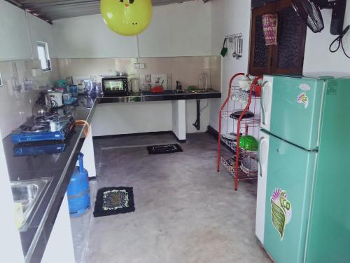 Фотография гостиницы Sayura Beach Hotel