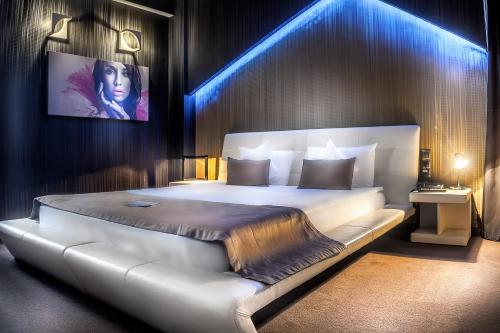 Фотография гостиницы Plaza V Executive Hotel