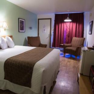 Фотографии мотеля
La Kris Inn