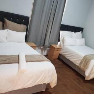 Фотографии мини отеля 
            Helpful lodge