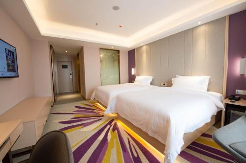 Фотография гостиницы Lavande Hotel Luzhou BBQ new World