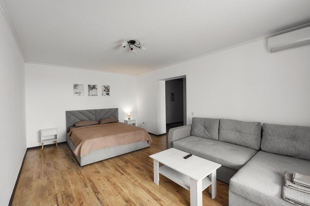 Фотография квартиры Абажур на Карельцева 101