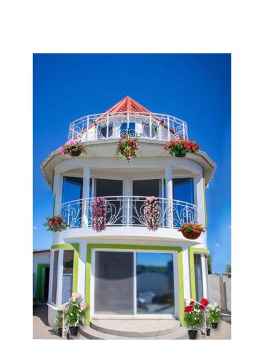 Фотографии гостевого дома
Маленький рай