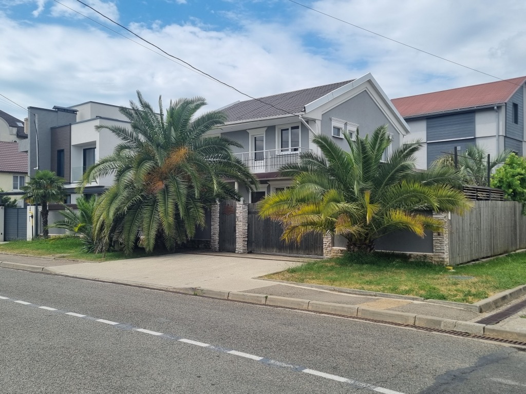 Фотография Коттеджа Частный дом Коттедж