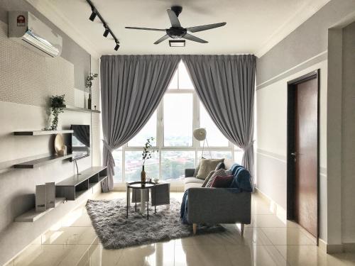Фотография апарт отеля Boulevard Service Apartment at Jalan Kuching