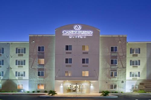 Фотография гостиницы Candlewood Suites Roswell, an IHG Hotel