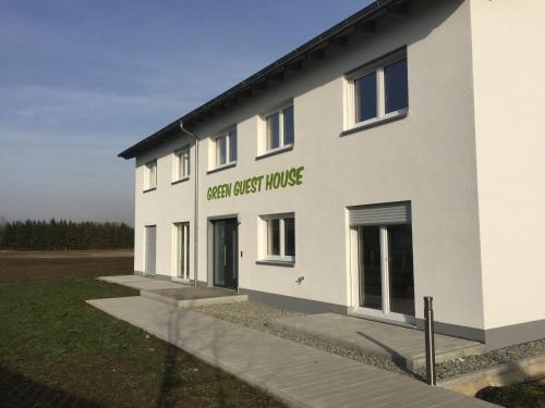 Фотография гостиницы Green Guest House