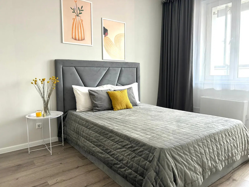 Фотография квартиры Квартира Двухкомнатная Рядом с Планетой