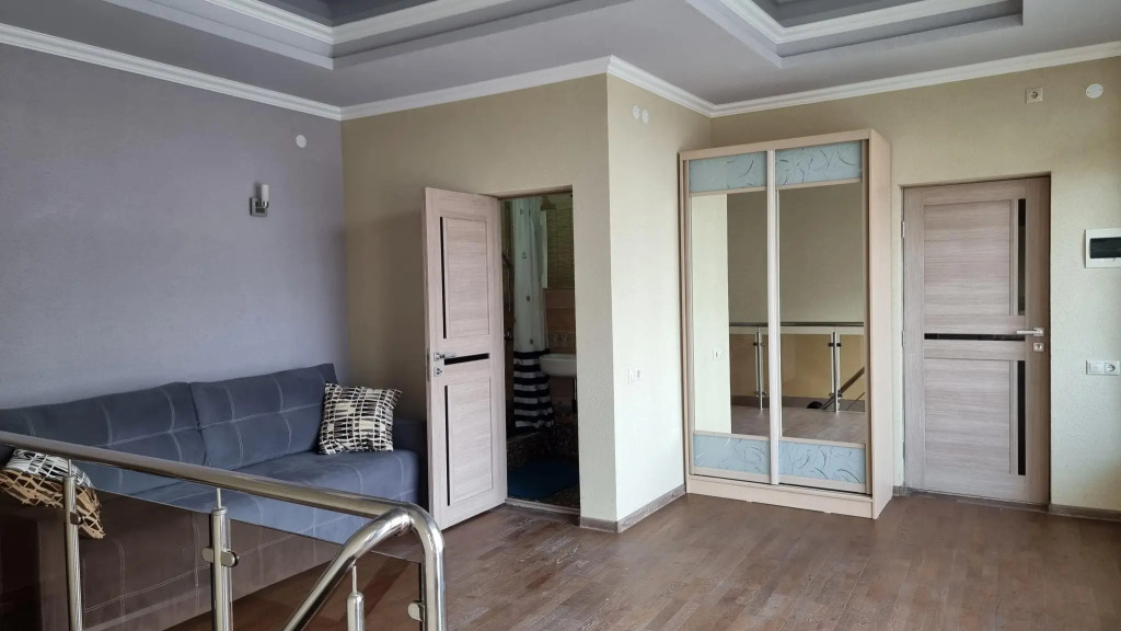 Фотография Коттеджа Таунхаус с панорамной крышей