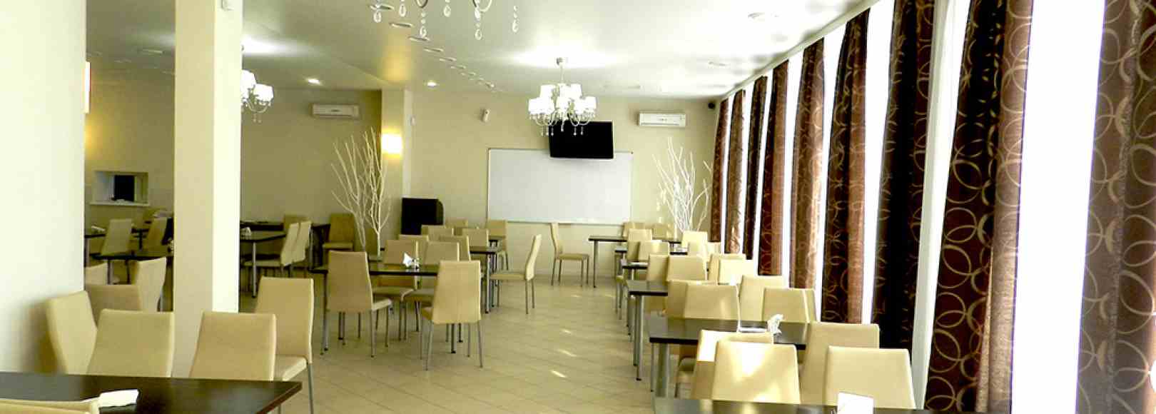 Фотография банкетного зала Кафе