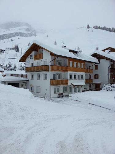 Фотография апарт отеля Alpenroyal Arabba