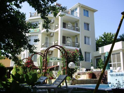 Фотография гостиницы Hotel Rai