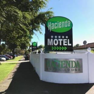 Фотографии мотеля
Hacienda Motor Lodge