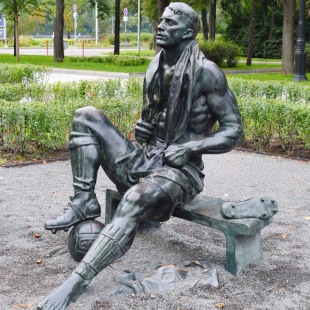 Фотография памятника Памятник Николаю Старостину в Лужниках