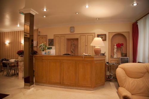 Фотография гостиницы Hôtel des Pyrénées - Entre Bastille et Nation