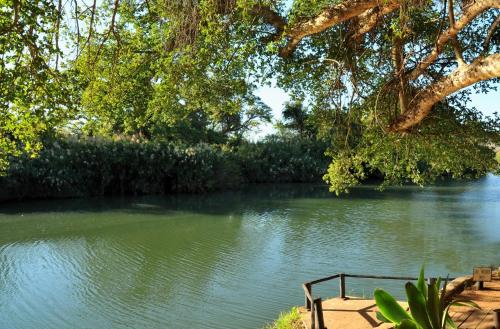 Фотография гостевого дома Komati River Chalets