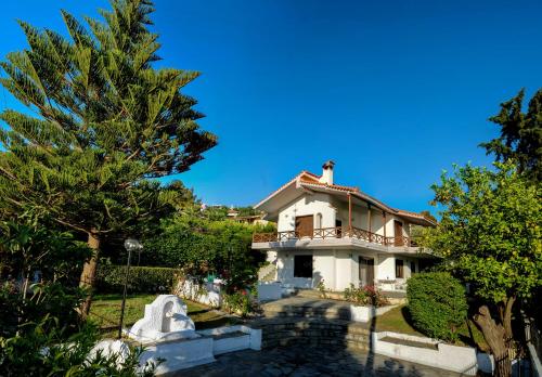 Фотография гостевого дома Villa Naya by the Beach