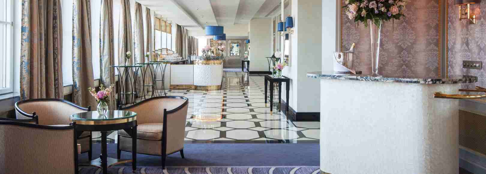 Фотография банкетного зала Крыша на 150 человек