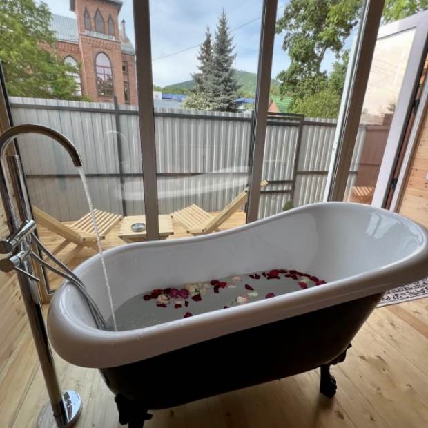 Фотографии Коттеджа 
            Частный дом Эко с видом на Машук стиле Барн-Хаус в Цветнике