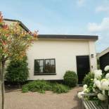 Фотография гостевого дома Quaint Summer Holiday Home in Egmond-Binnen with Garden