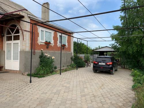 Фотографии гостевого дома
King House на Кленовой, 40