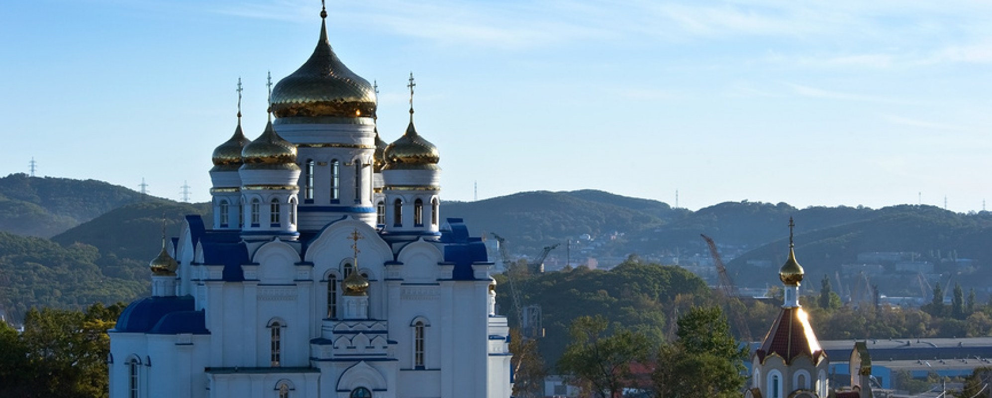 Приморском крае мать. Храм в городе находка. Храм Казанской Божьей матери находка. Тобольский храм город находка.