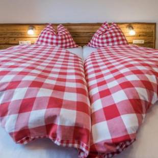 Фотографии гостевого дома
Almliesl PIES-533