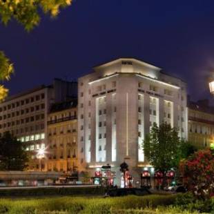 Фотографии гостиницы
Hôtel Paris Neuilly
