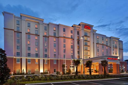 Фотография гостиницы Hampton Inn & Suites Orlando Airport at Gateway Village