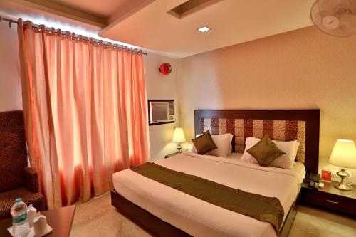 Фотография гостиницы Hotel Raya Inn