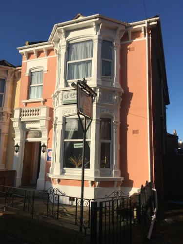 Фотография мини отеля Waverley Park Lodge