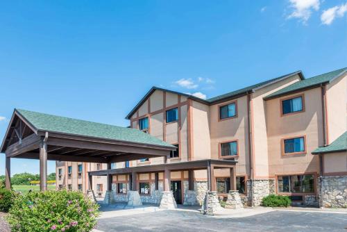 Фотографии гостиницы
Super 8 by Wyndham Columbia East