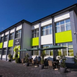 Фотография гостиницы Antari Hotel