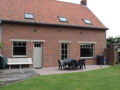 Фотография гостевого дома Lovely Holiday Home in Oostvleteren with Garden